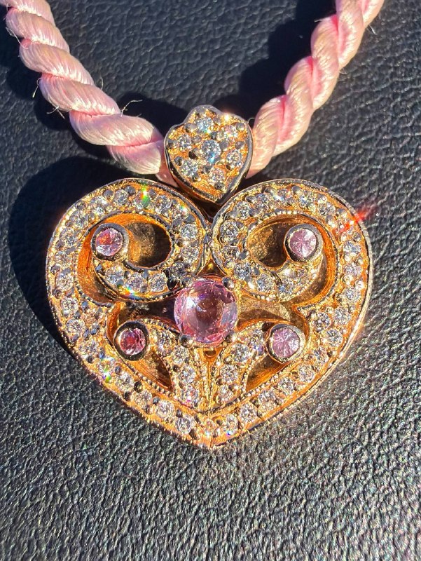 Kronen 18k Rose Gold Diamond Heart Necklace