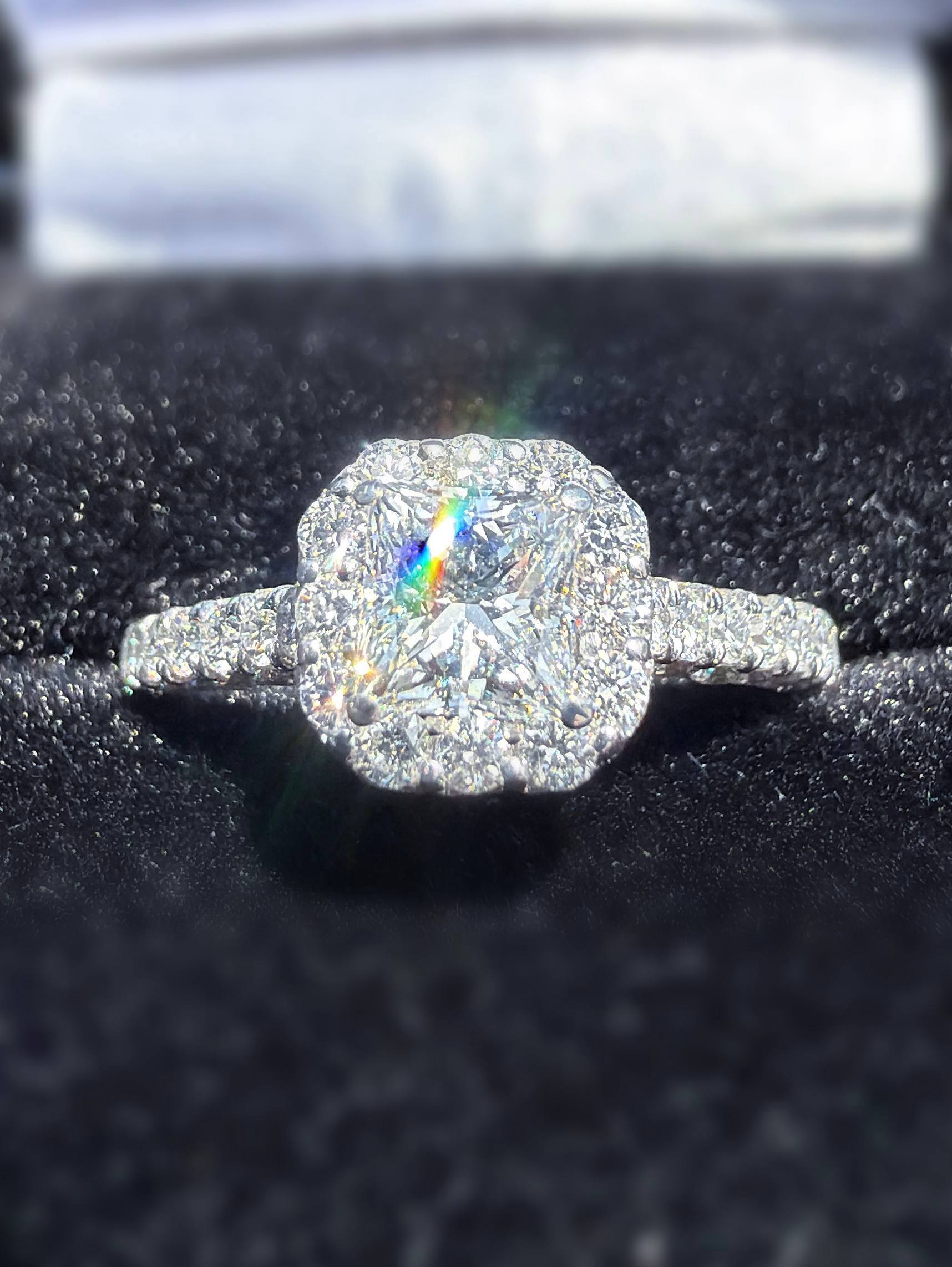 GIA Certified Natural Diamond 18k Engagement Ring