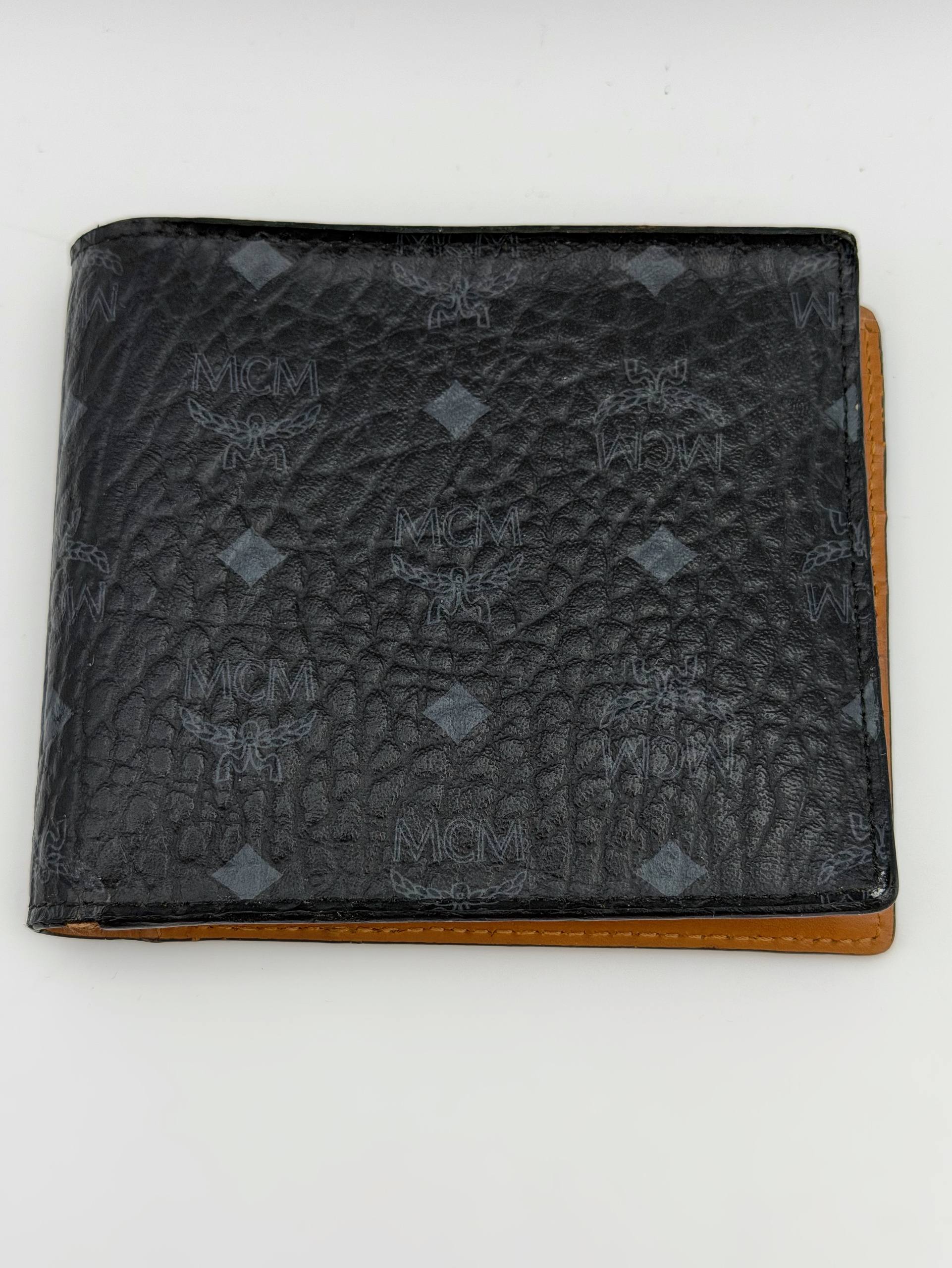MCM Bifold Black Wallet in Visetos Original Cardholder