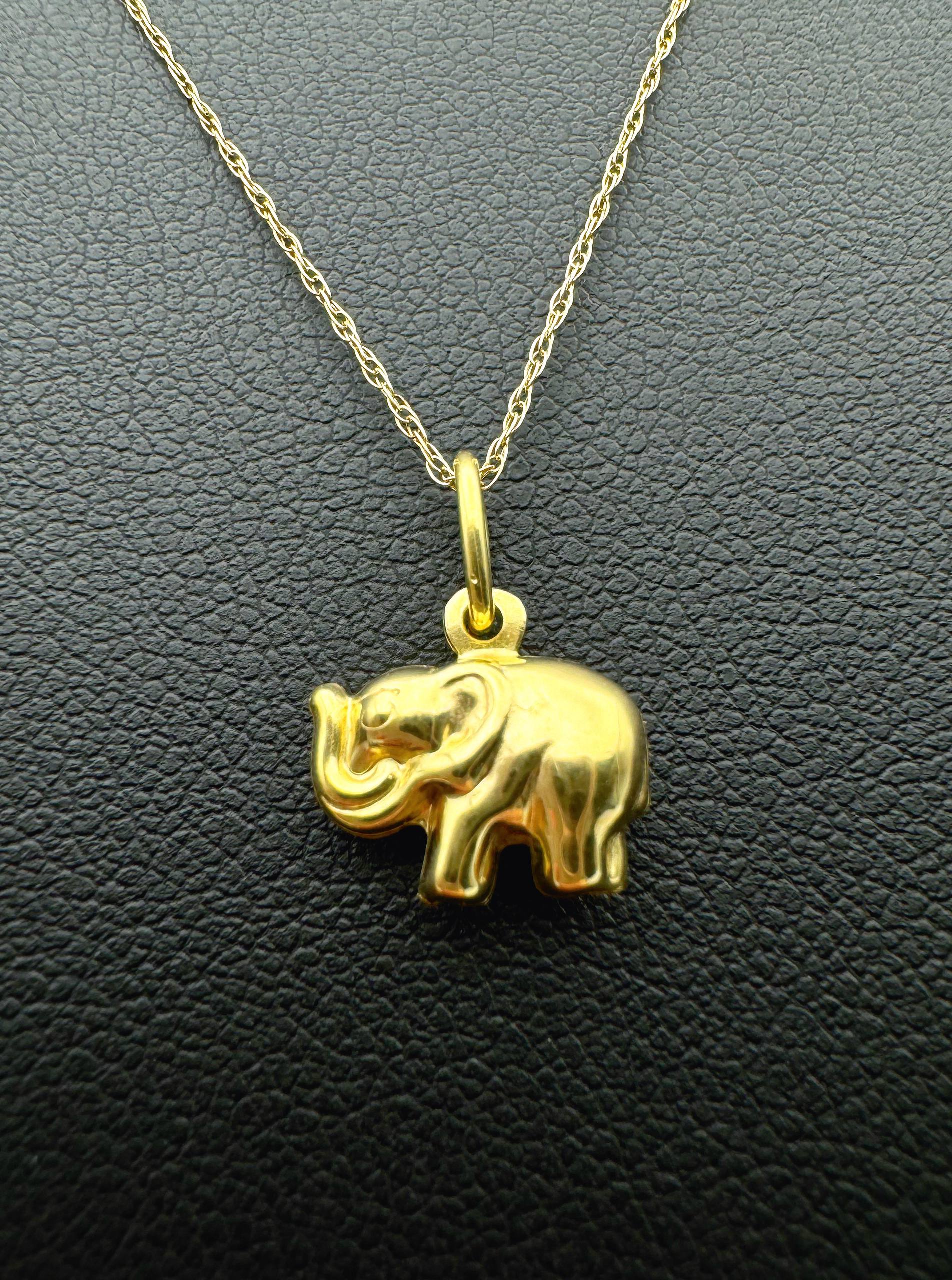 14k solid yellow gold Elephant charm pendant & 10k yellow gold 18” chain