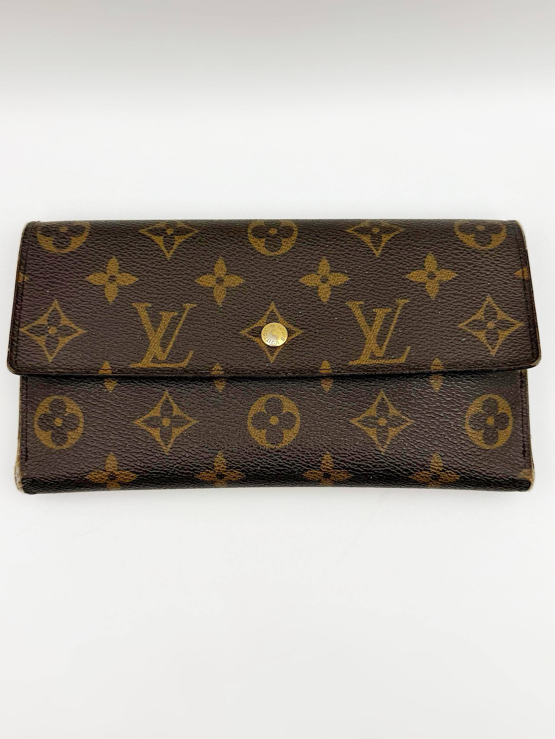 Louis Vuitton Vintage LV Monogram Brown Canvas Sarah Wallet Card Organizer