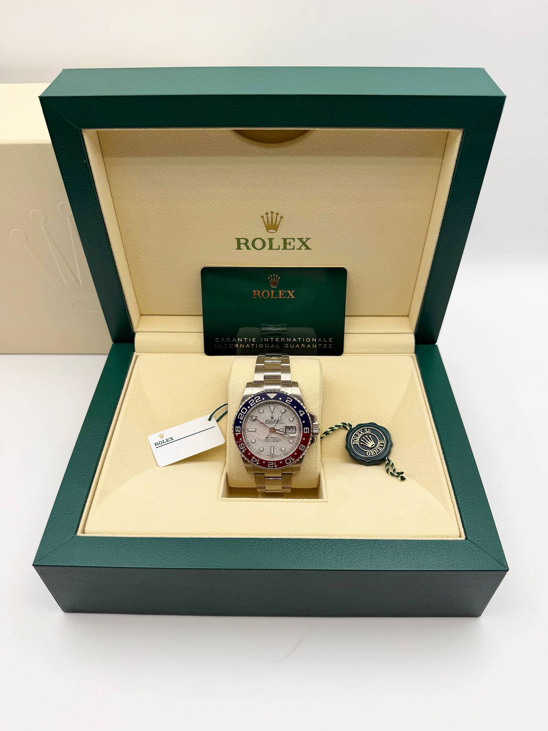 2021 Rolex GMT-Master II Pepsi Bezel Meteorite Dial 18k White Gold 126719 / 126719BLRO Box Card Tags Full Set Stickers