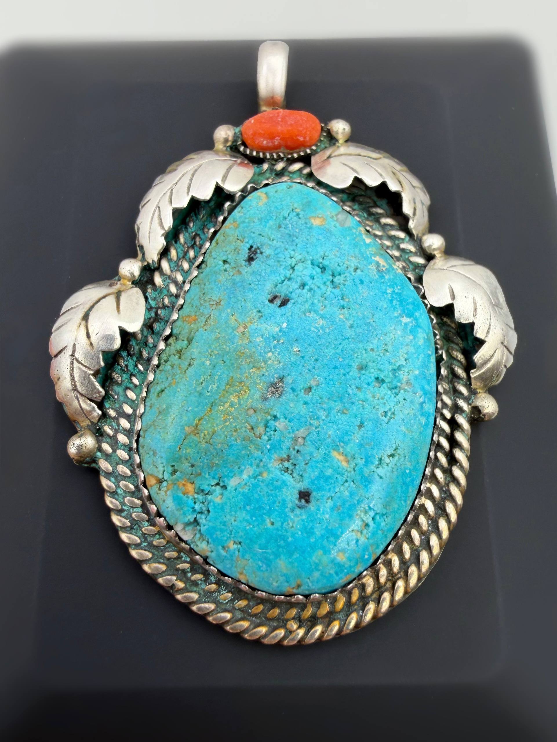 Vintage 925 Sterling Silver Natural Turquoise & Coral Stone Twisted Leaf Motif Drop Pendant Charm
