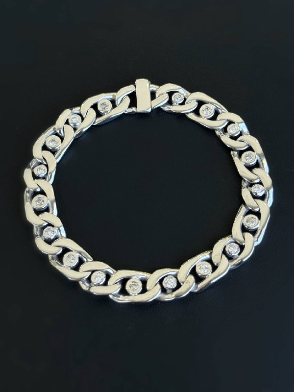14k white gold 2CTW natural diamond curb style 8” fashion bracelet 9.5mm