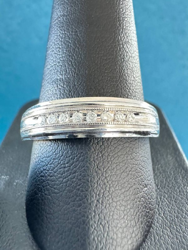 10k solid white gold 0.2 CTW Natural Diamond wedding band men’s ring size 11