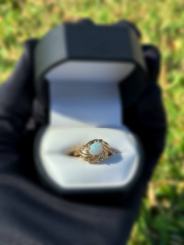 Jewelry 14k solid yellow gold 1CT natural oval opal stone ring size 6.5