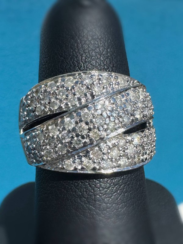 10k yellow gold three band infinity 1.7CTW Natural Diamond Pave fashion wide ring sz7