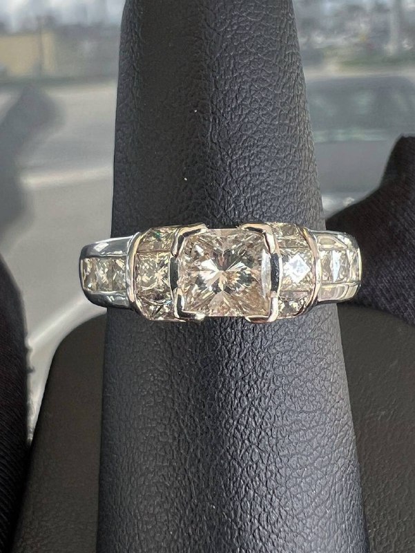 18k white gold 2.2CTW Natural diamond Princess cut engagement ring sz7