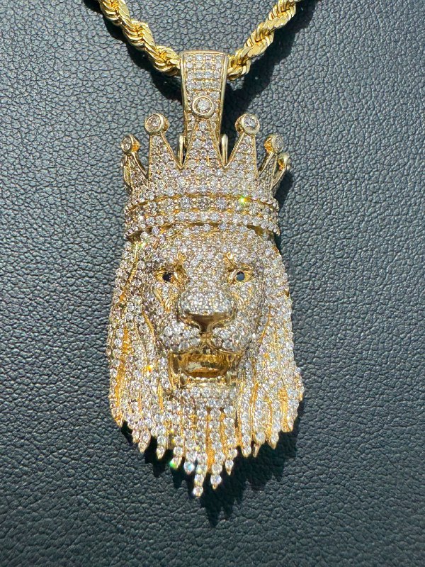 10k yellow gold 5CTW Natural Diamond Lion King charm pendant