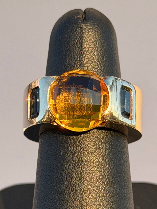 14k solid yellow gold Natural round 10CT yellow Citrine & 1.25CTW Blue Topaz Emerald cut stone lady’s ring Sz6.75