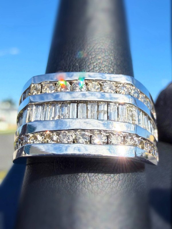 14k solid white gold baguette & round cut 3.3CTW natural diamond men’s fashion ring sz 10.5