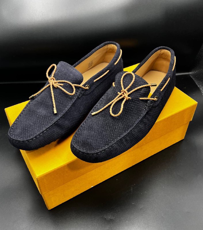 Like New In Box Tod’s Navy Laccetto Gommini 122 Men Size US 9.5