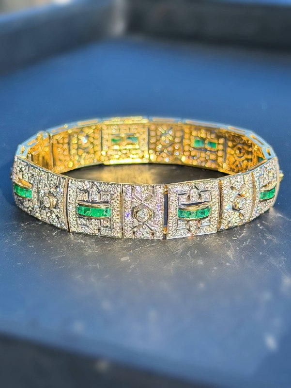 Art Deco Vintage 18k solid yellow gold Natural 5CTW Diamond 2.6CTW Emerald bracelet 7” 13mm